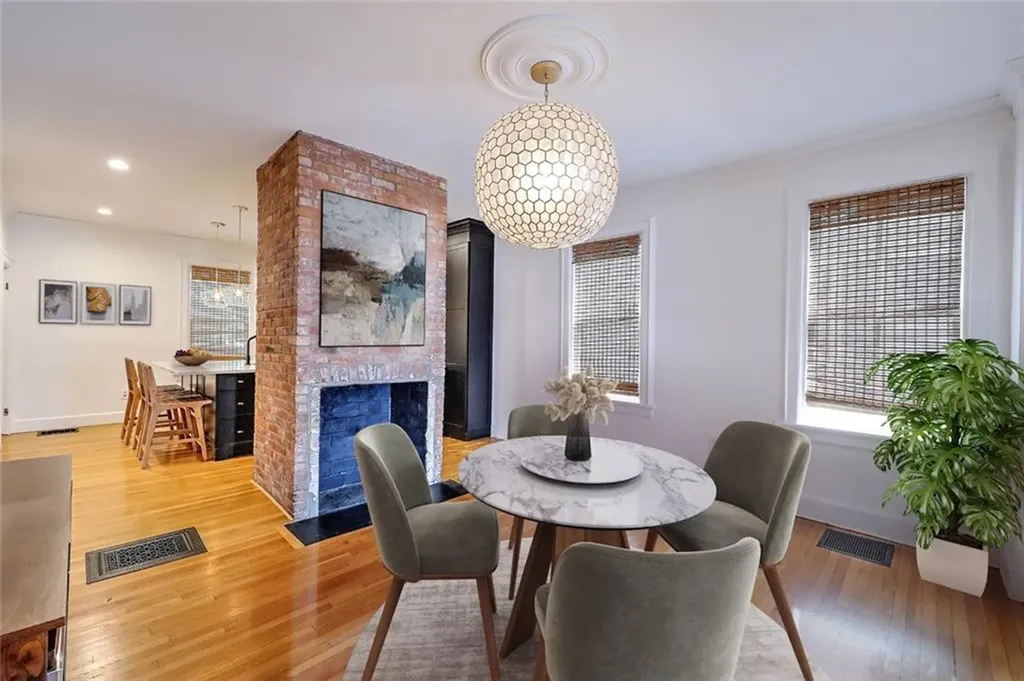 48 Bainbridge Avenue Providence RI 02909