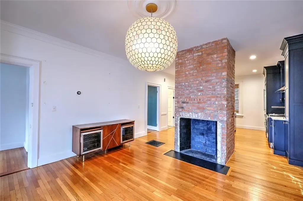 48 Bainbridge Avenue Providence RI 02909