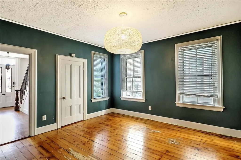 48 Bainbridge Avenue Providence RI 02909
