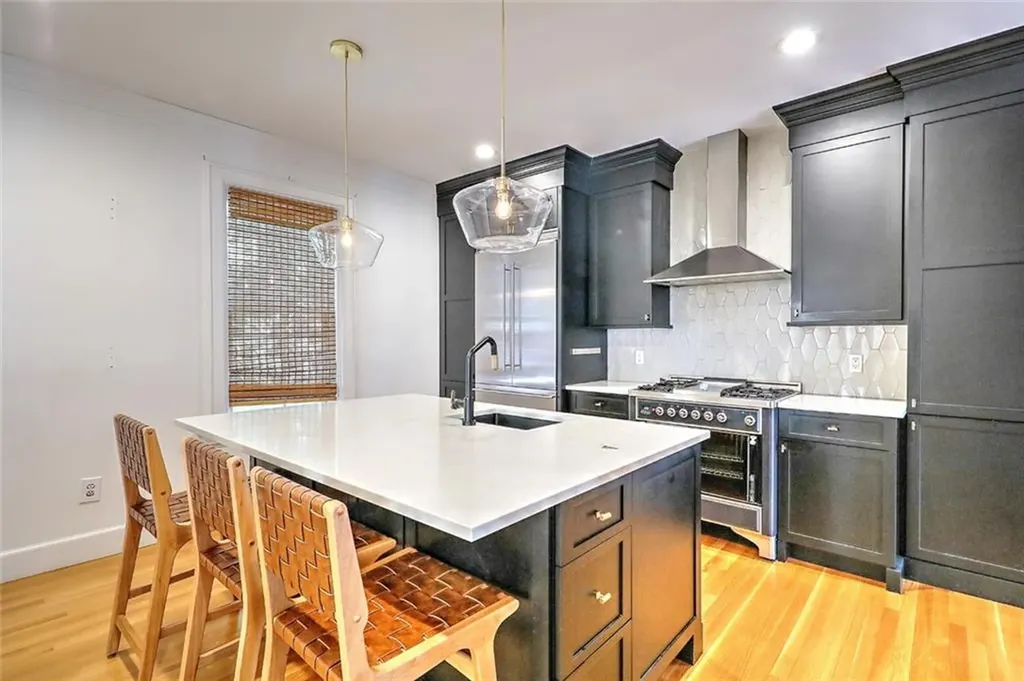 48 Bainbridge Avenue Providence RI 02909