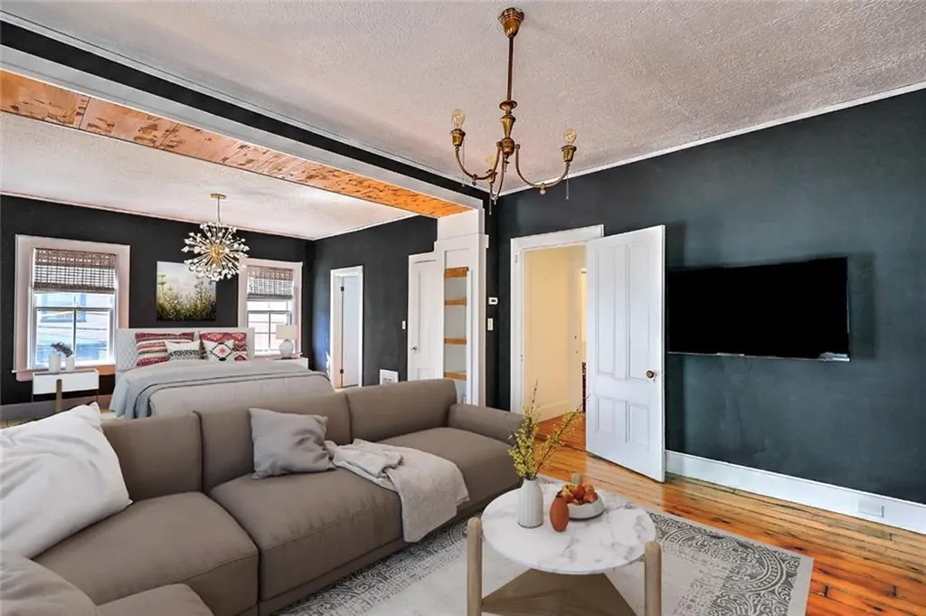48 Bainbridge Avenue Providence RI 02909