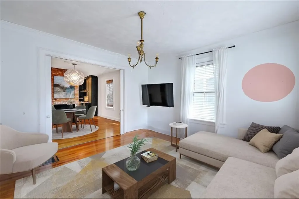 48 Bainbridge Avenue Providence RI 02909