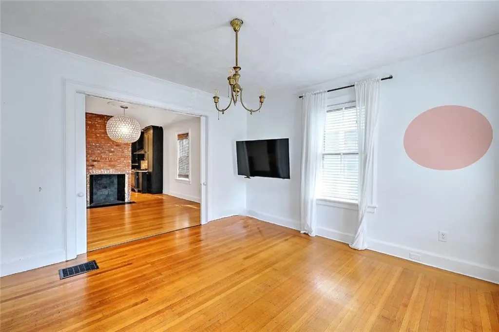 48 Bainbridge Avenue Providence RI 02909