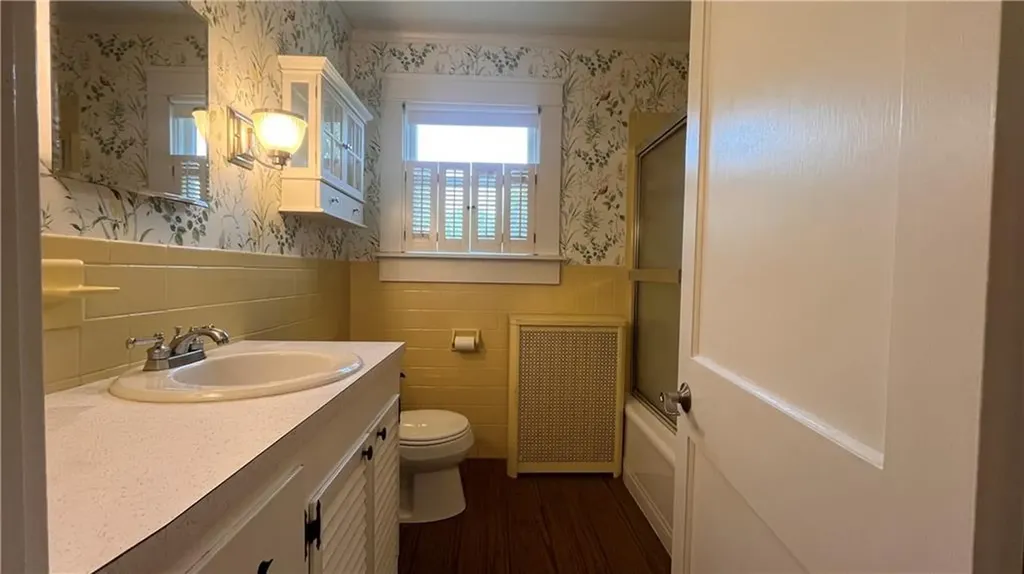 182 Wolcott Avenue Middletown RI 02842