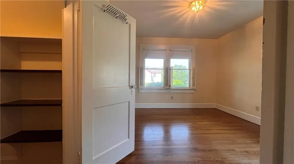 182 Wolcott Avenue Middletown RI 02842