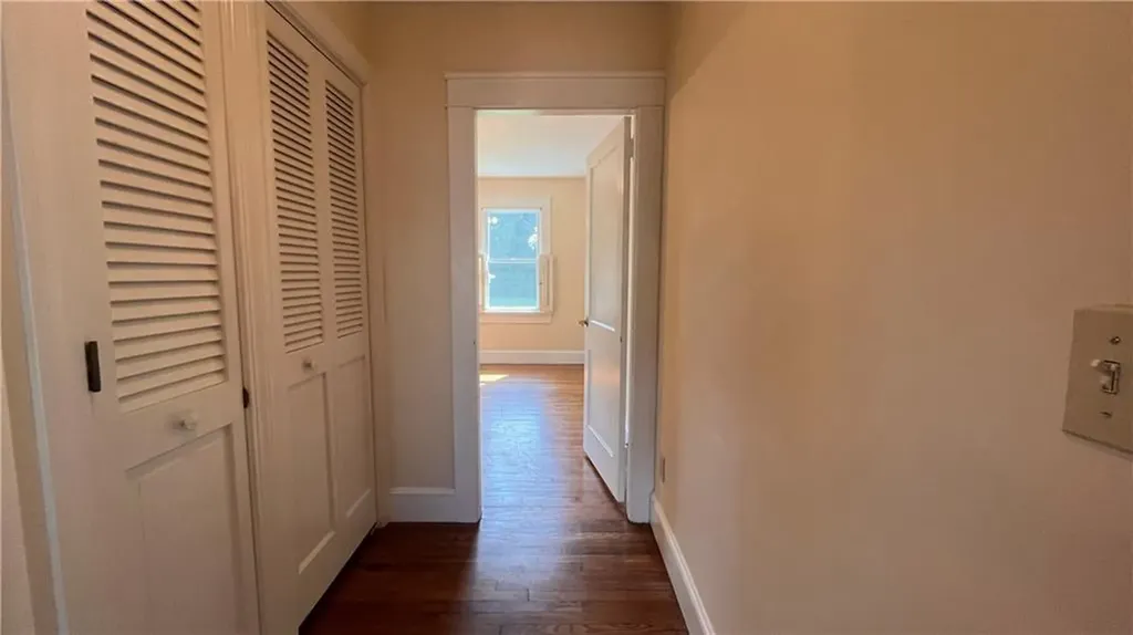182 Wolcott Avenue Middletown RI 02842