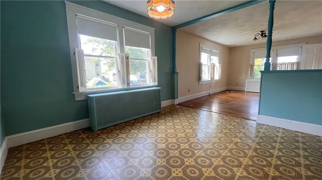 182 Wolcott Avenue Middletown RI 02842