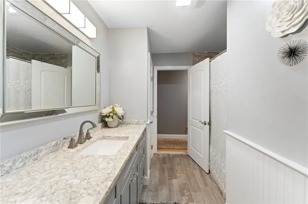 11 Circlewood Drive Coventry RI 02816