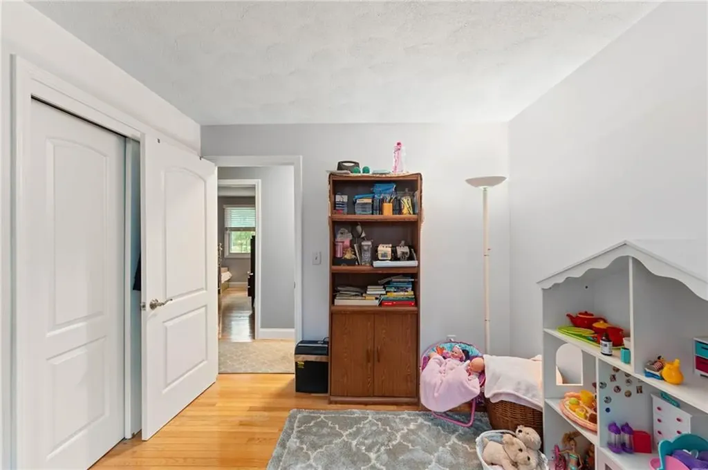 11 Circlewood Drive Coventry RI 02816