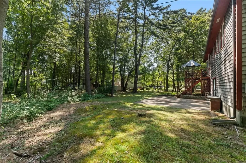 11 Circlewood Drive Coventry RI 02816