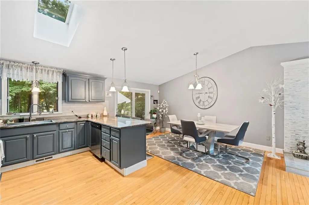 11 Circlewood Drive Coventry RI 02816