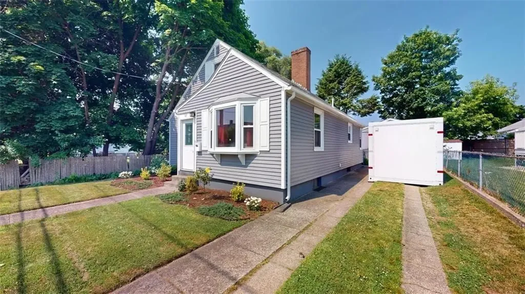 68 Perrin Avenue Pawtucket RI 02861