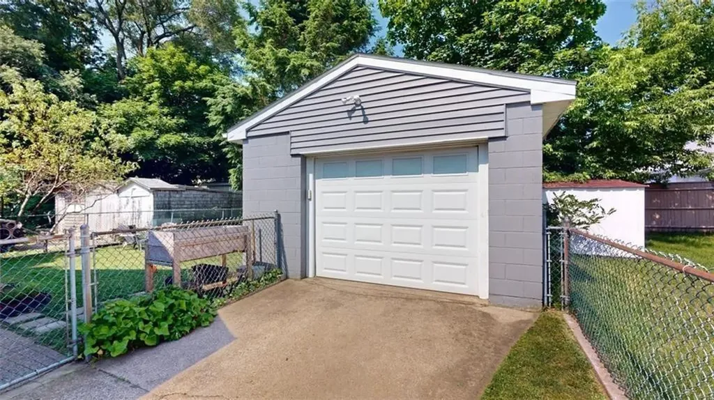 68 Perrin Avenue Pawtucket RI 02861