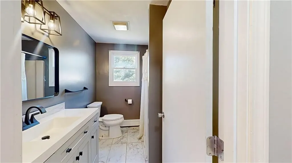 165 Heath Avenue Warwick RI 02888