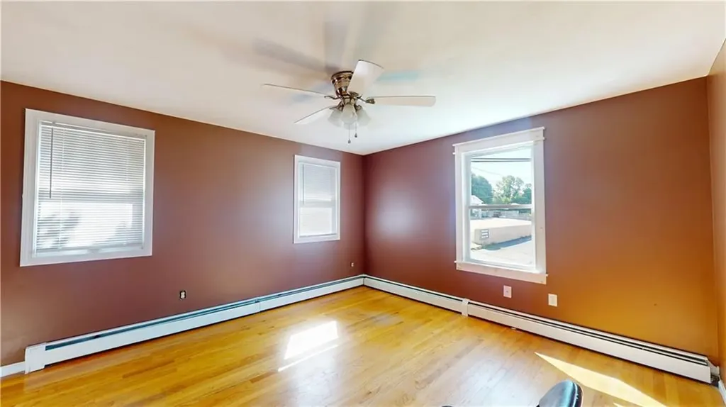 165 Heath Avenue Warwick RI 02888