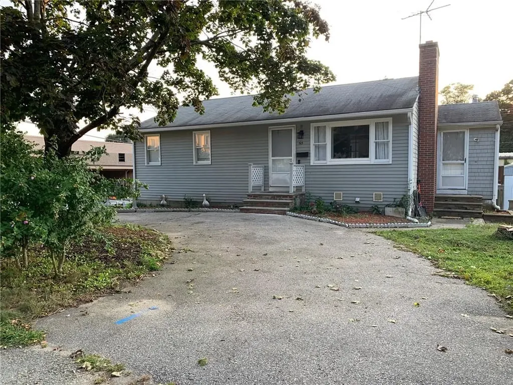 165 Heath Avenue Warwick RI 02888