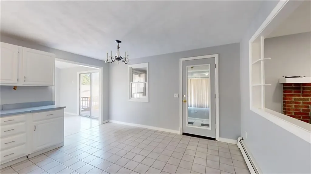 165 Heath Avenue Warwick RI 02888