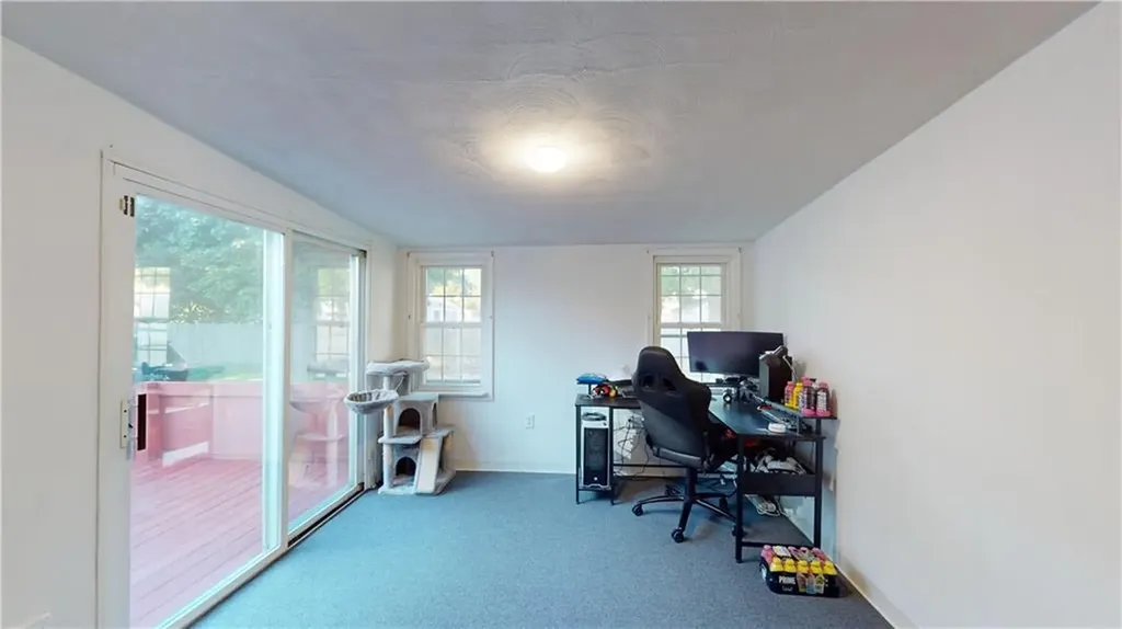 61 Easton Avenue Warwick RI 02888