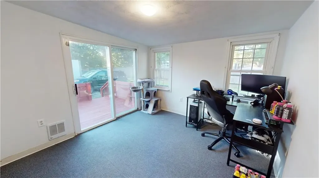 61 Easton Avenue Warwick RI 02888