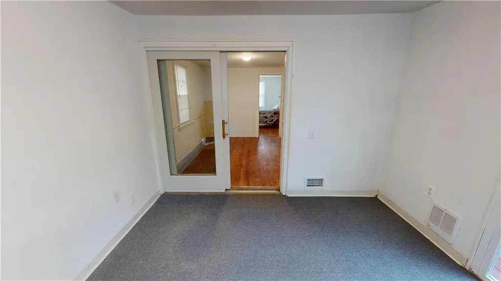 61 Easton Avenue Warwick RI 02888