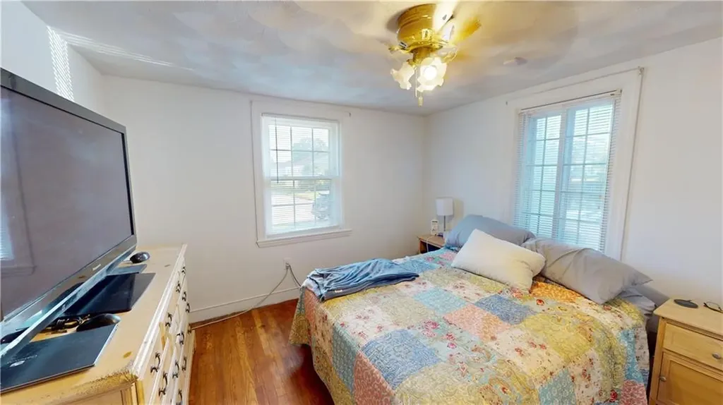 61 Easton Avenue Warwick RI 02888