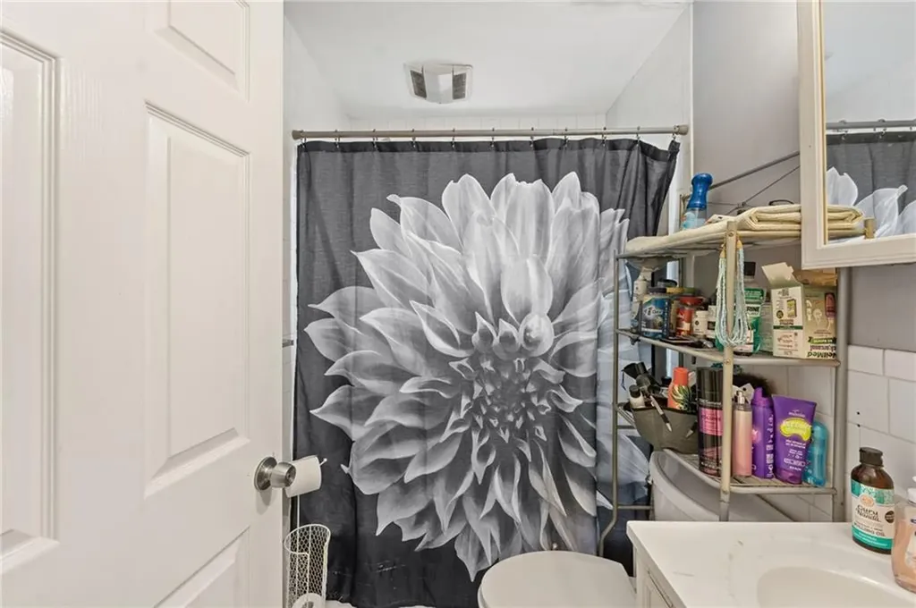 156 South Bend Street Pawtucket RI 02860