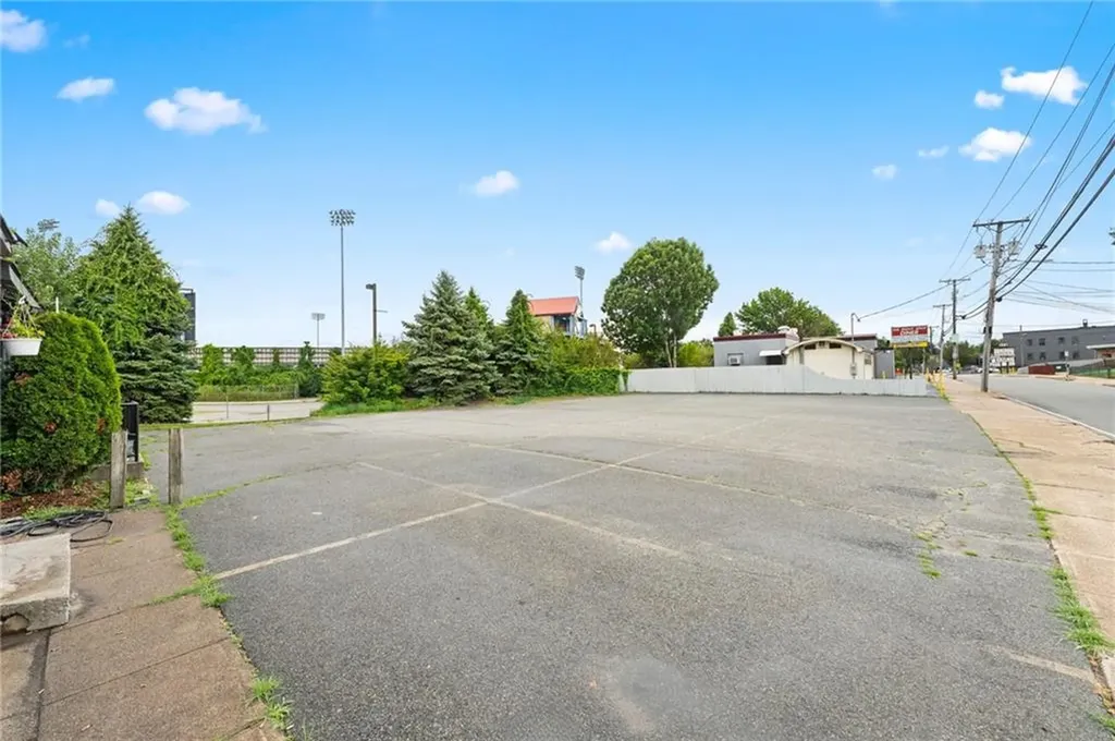 156 South Bend Street Pawtucket RI 02860