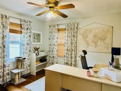 652 Benefit Street Pawtucket RI 02861