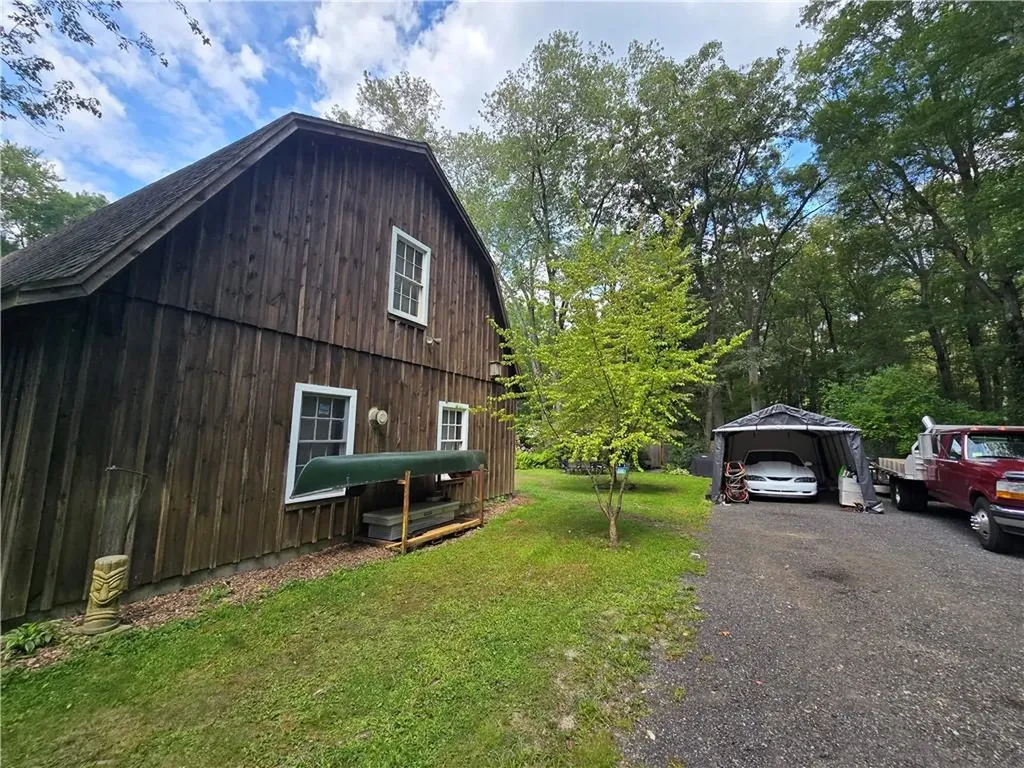 103 South Killingly Road Foster RI 02825