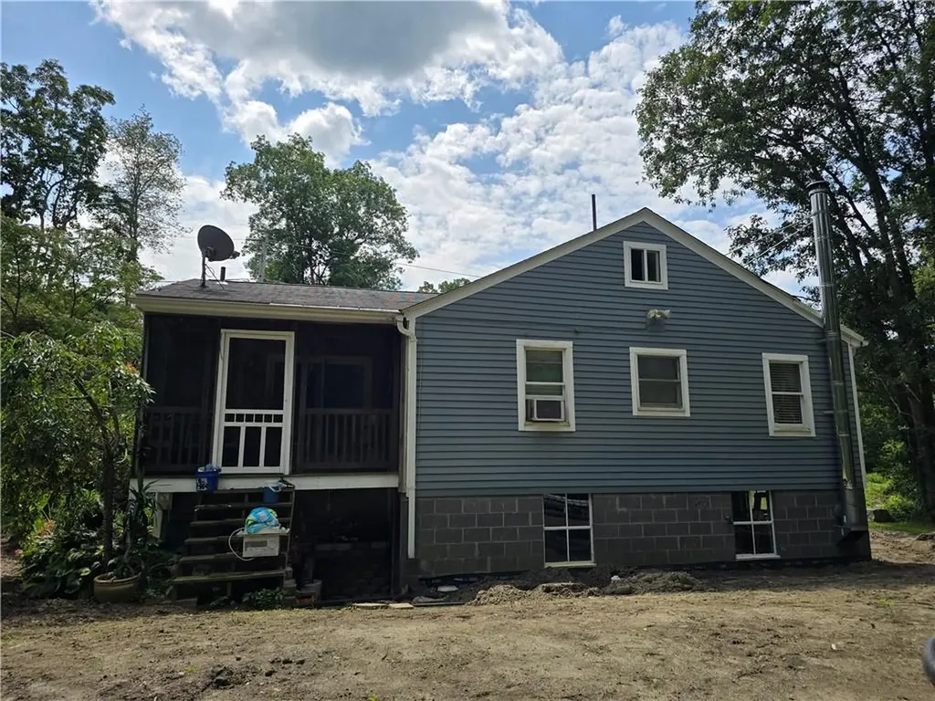 103 South Killingly Road Foster RI 02825