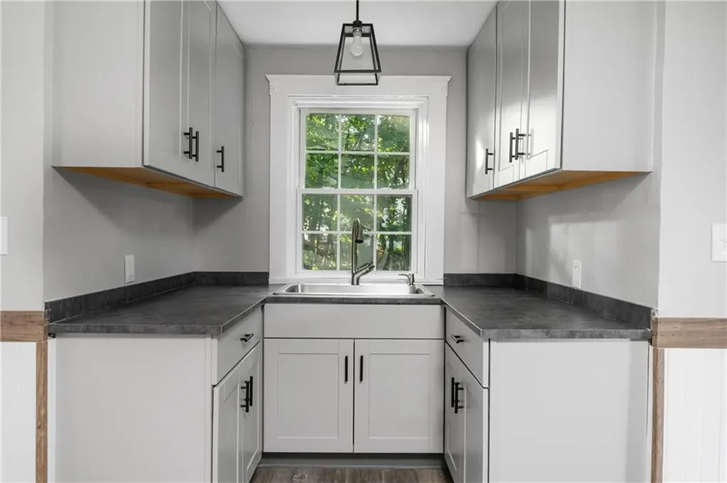 71 73 Mount Pleasant View Avenue Cumberland RI 02864