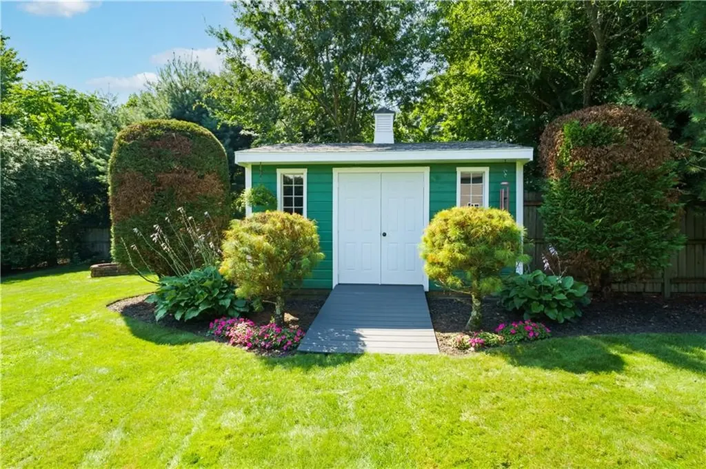 133 Burbank Street Cranston RI 02910