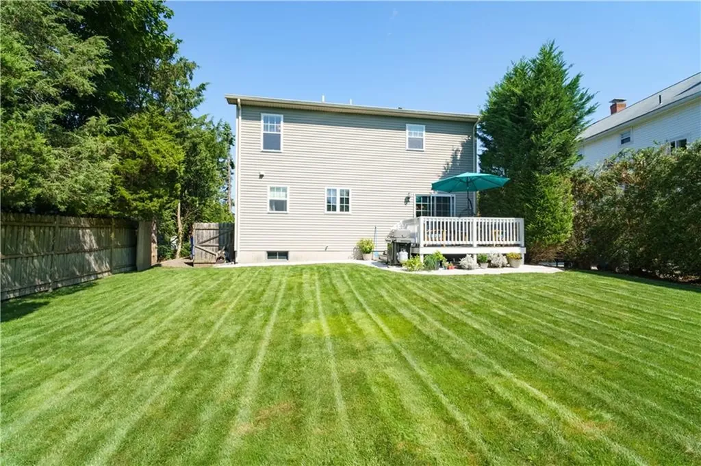 133 Burbank Street Cranston RI 02910