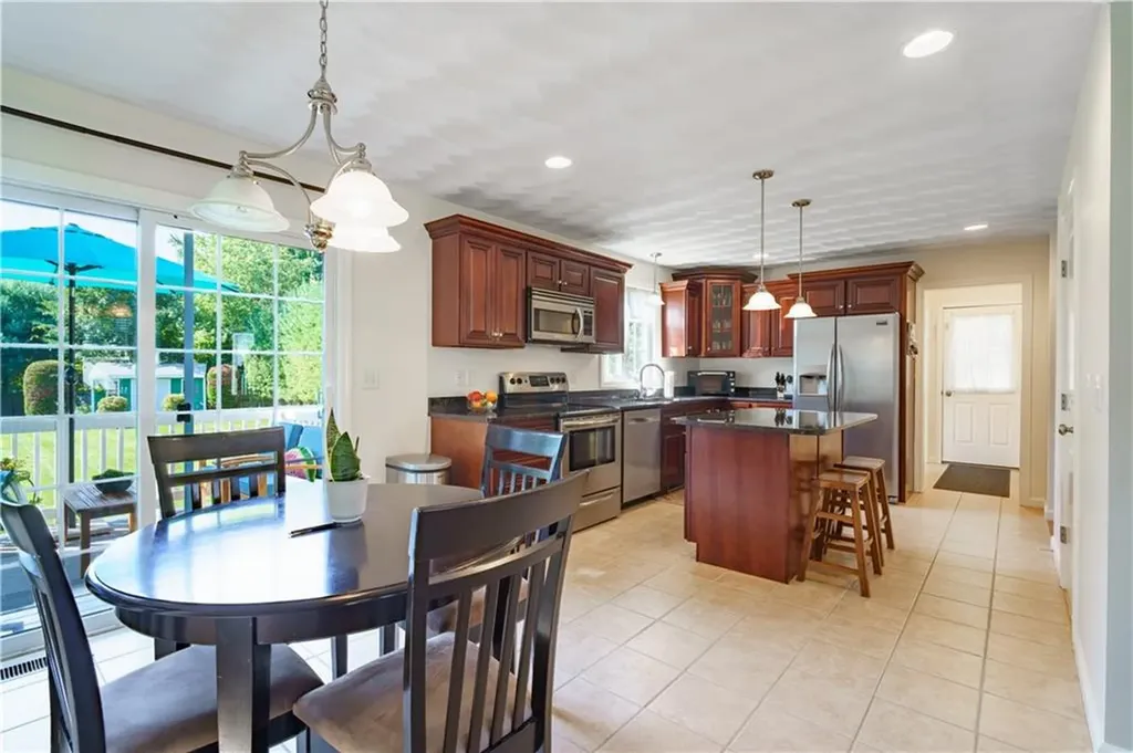 133 Burbank Street Cranston RI 02910
