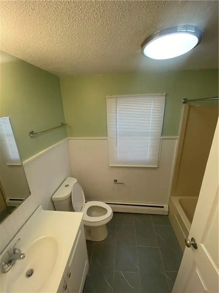 63 Lynch Street Providence RI 02908