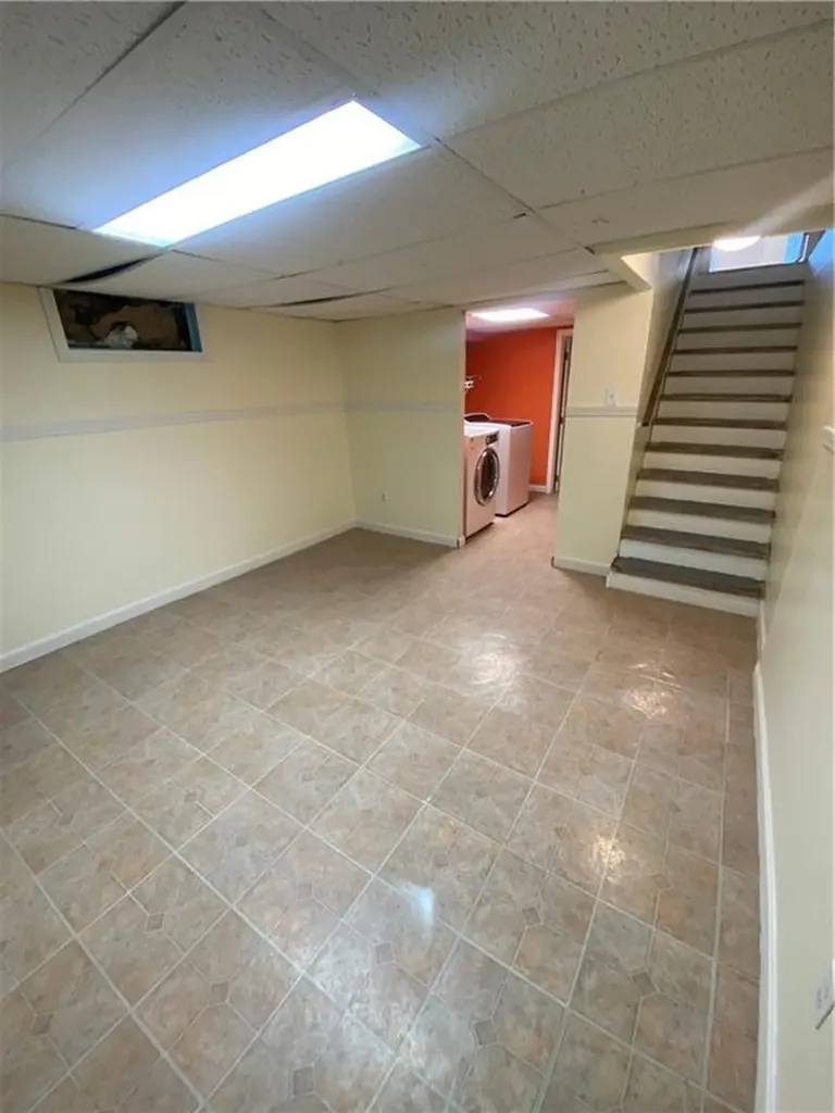 63 Lynch Street Providence RI 02908
