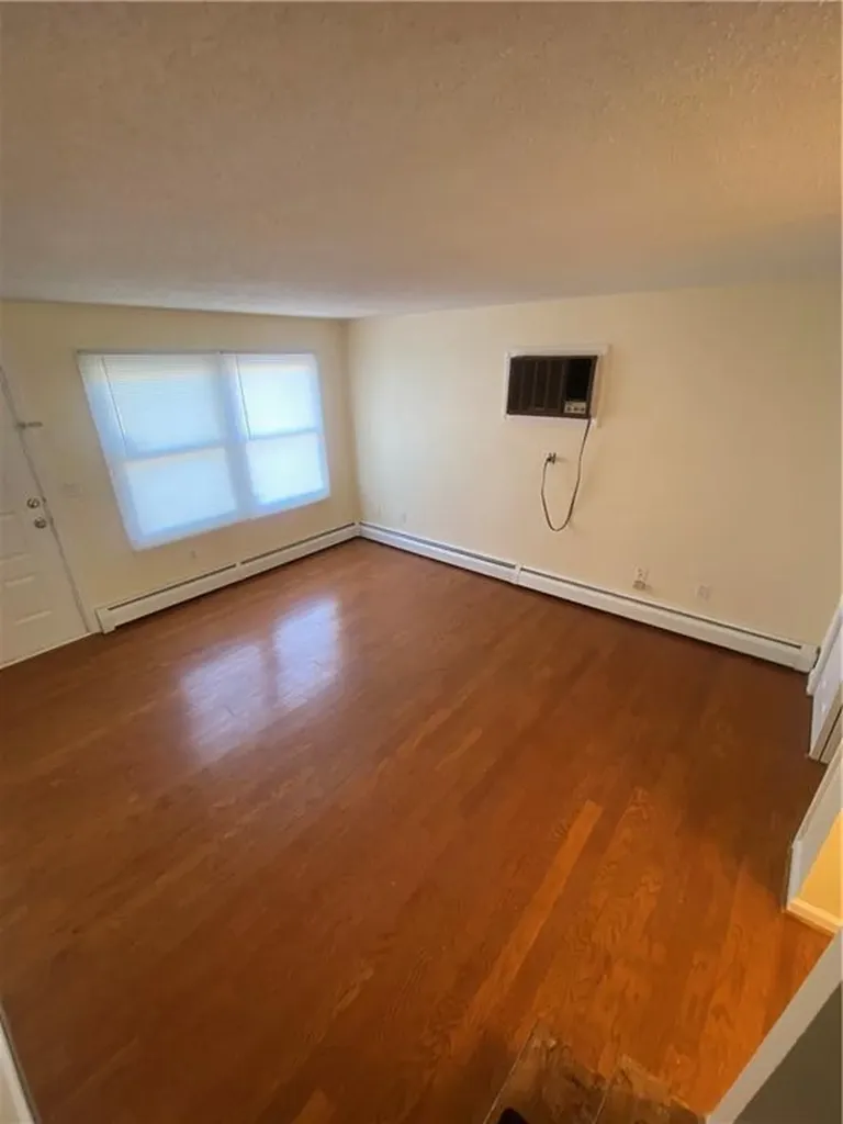63 Lynch Street Providence RI 02908
