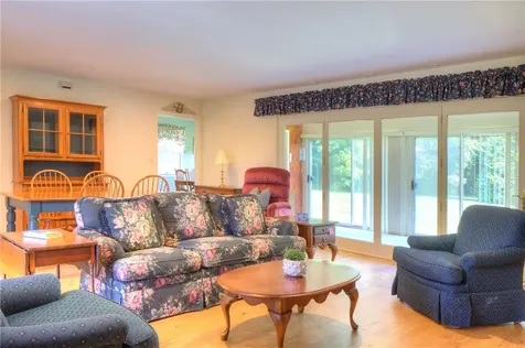 84 Belmont Drive Portsmouth RI 02871