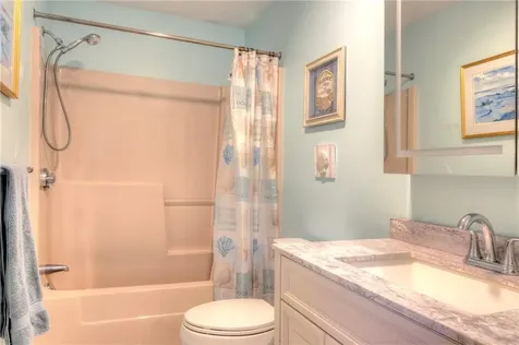 84 Belmont Drive Portsmouth RI 02871