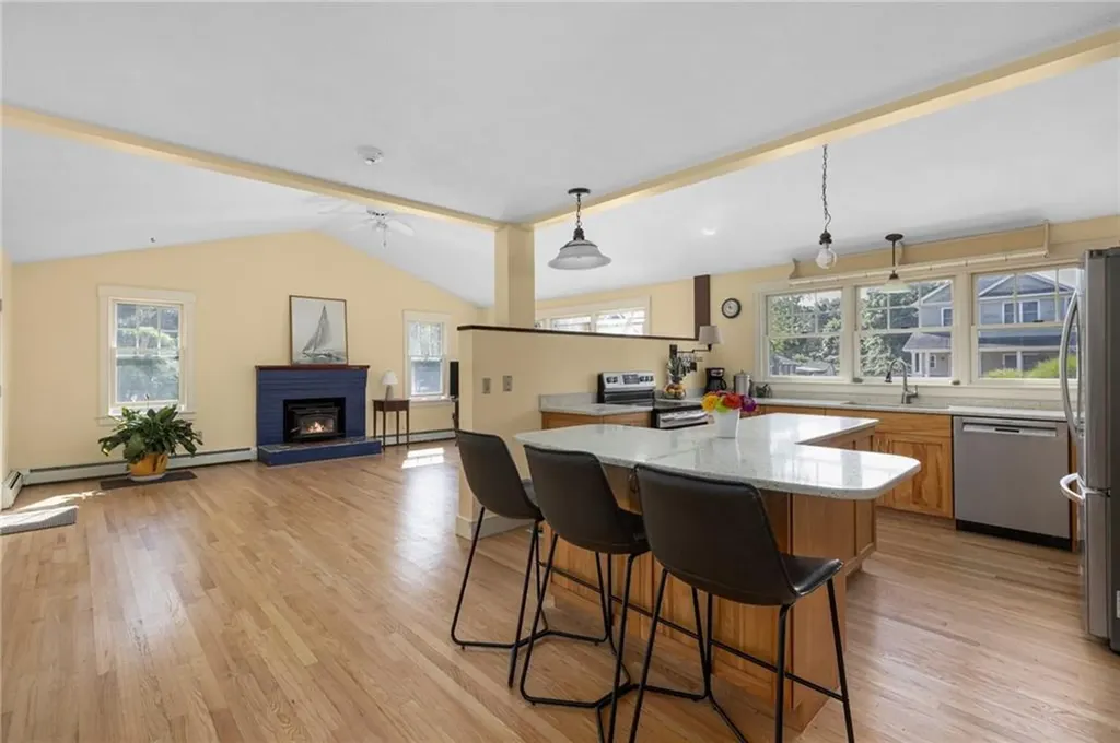 88 Bow Street Jamestown RI 02835