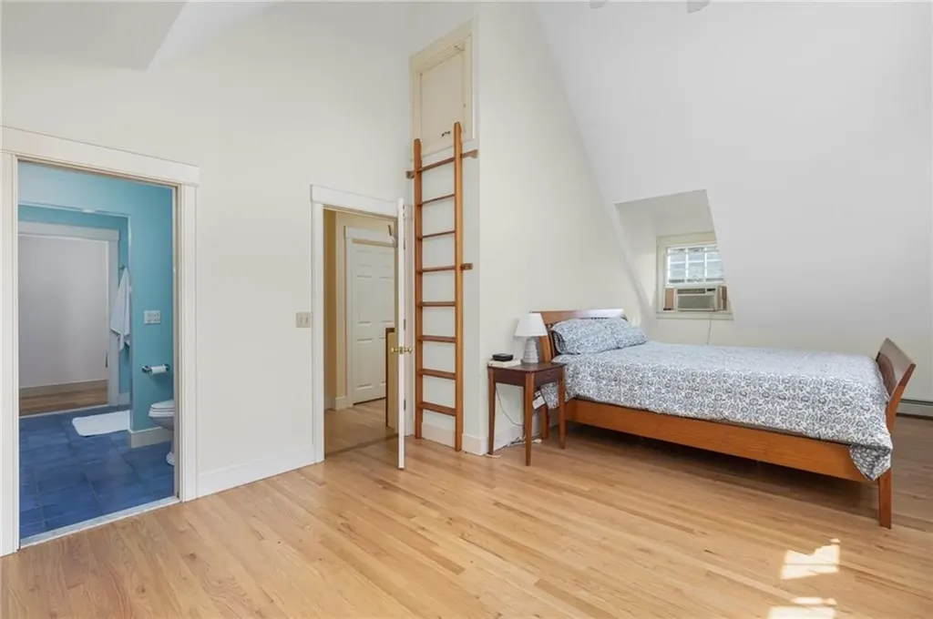 88 Bow Street Jamestown RI 02835