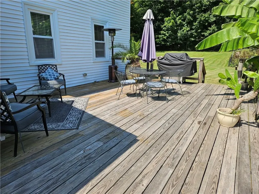 5 Old West Wrentham Road Cumberland RI 02864