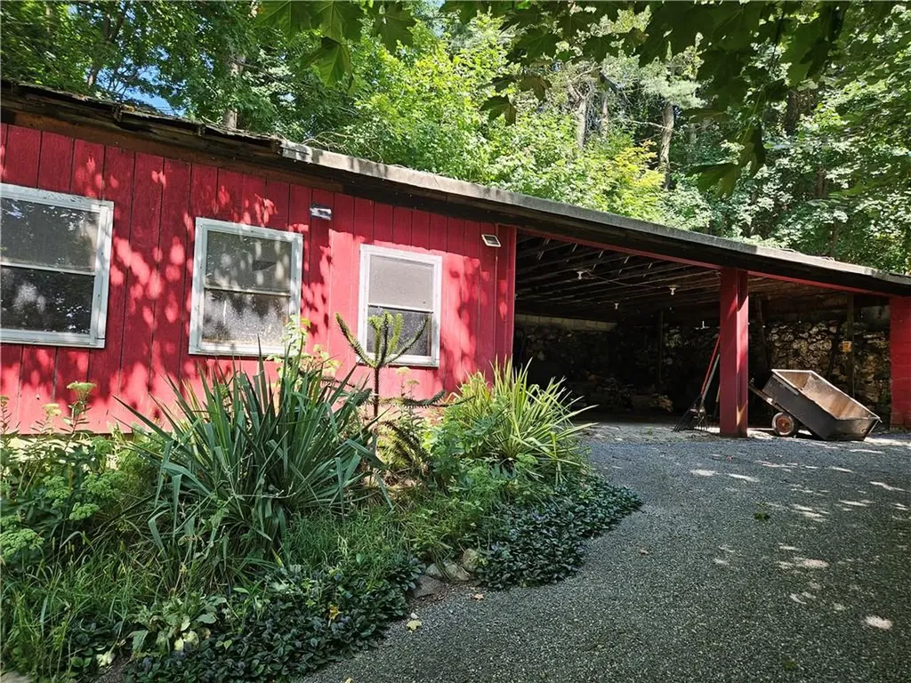 5 Old West Wrentham Road Cumberland RI 02864