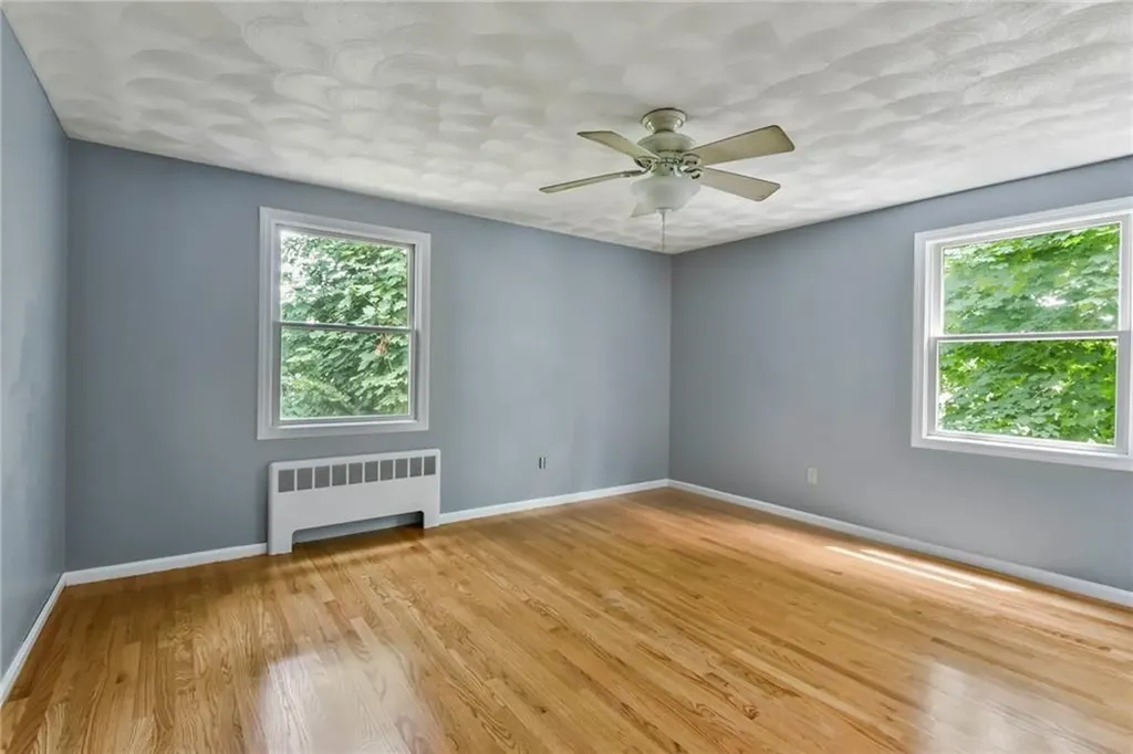 2 Plantation Street Warwick RI 02886