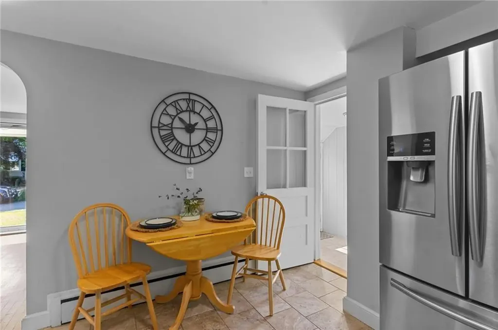 52 Holden Street Warwick RI 02889
