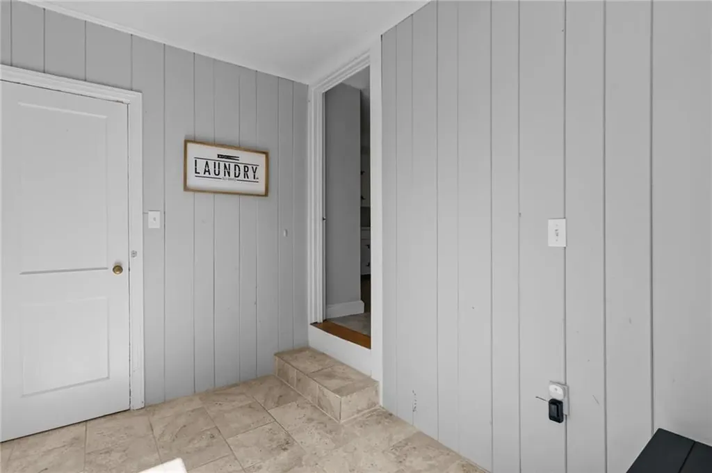 52 Holden Street Warwick RI 02889