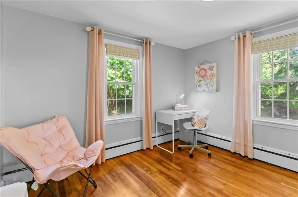 52 Holden Street Warwick RI 02889