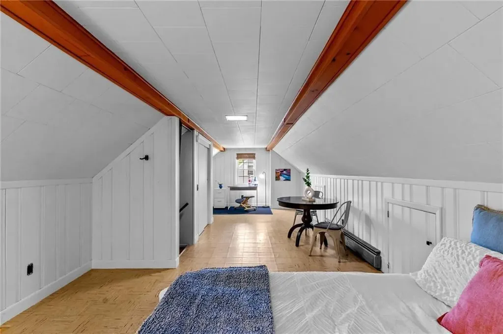 52 Holden Street Warwick RI 02889