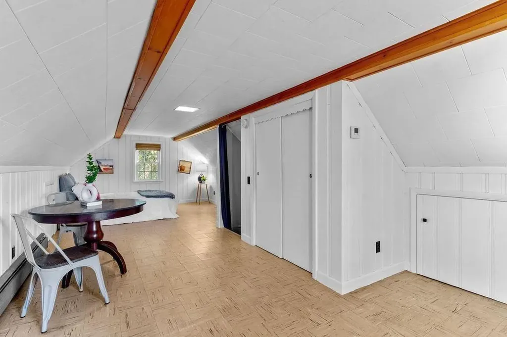 52 Holden Street Warwick RI 02889