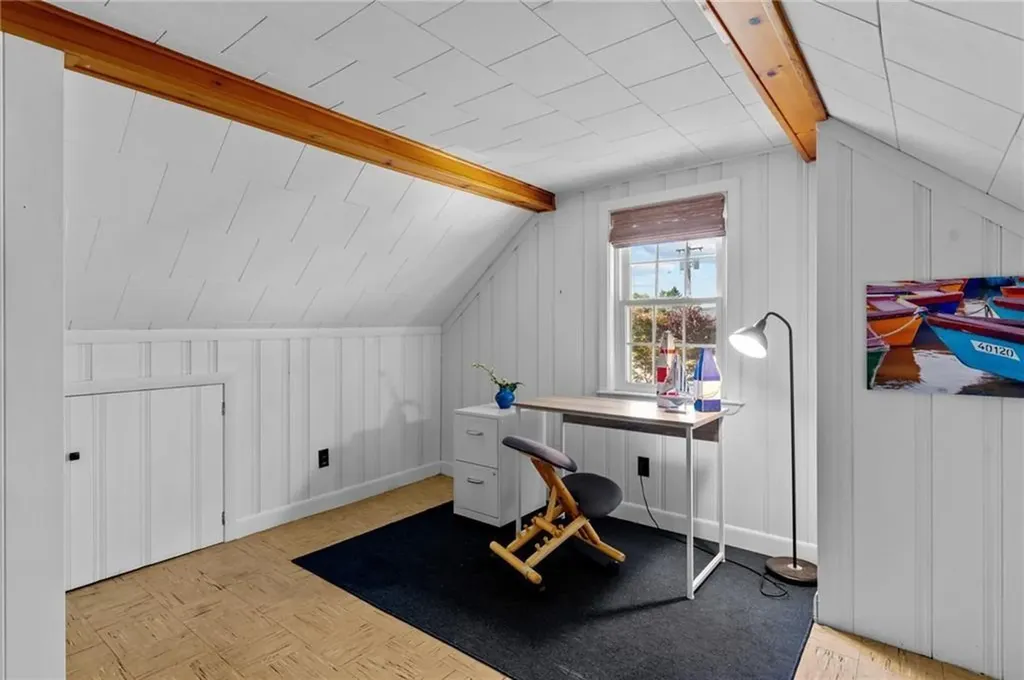 52 Holden Street Warwick RI 02889